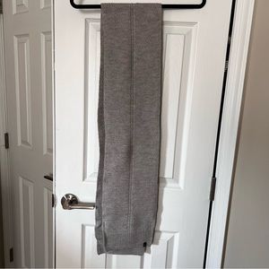 Icebreaker wool scarf.